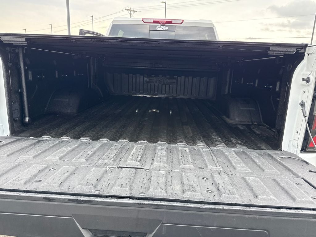 2025 GMC Sierra 2500HD 4WD Crew Cab Standard Bed AT4