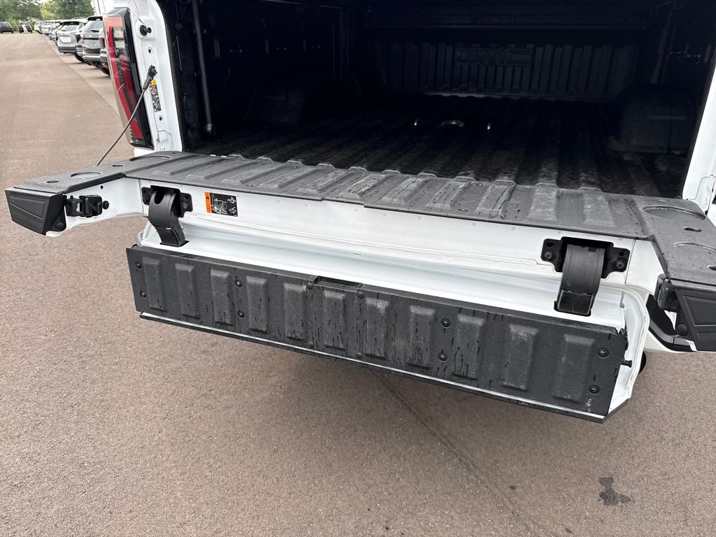 2025 GMC Sierra 2500HD 4WD Crew Cab Standard Bed AT4