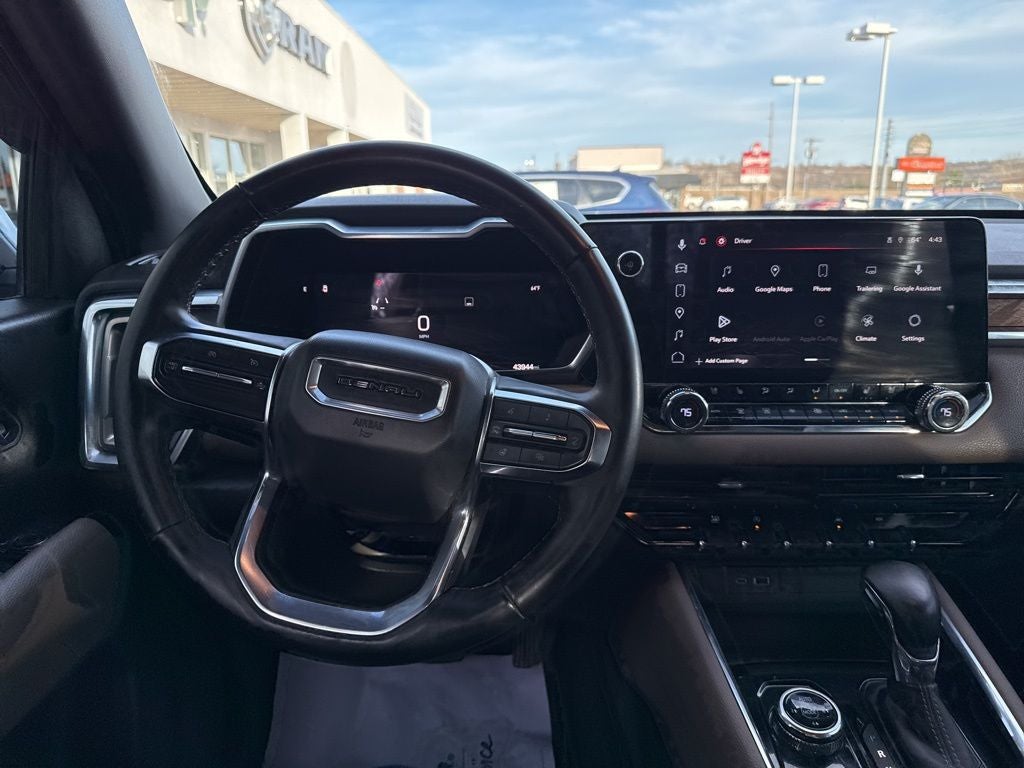 2023 GMC Canyon 4WD Crew Cab Short Box Denali