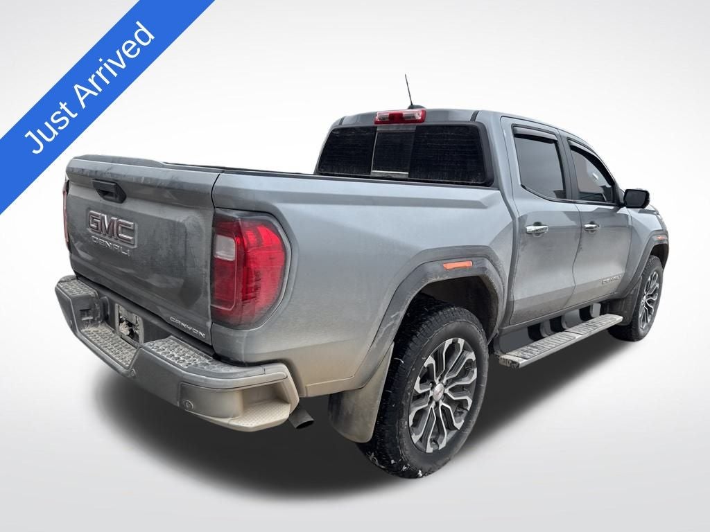 2023 GMC Canyon 4WD Crew Cab Short Box Denali