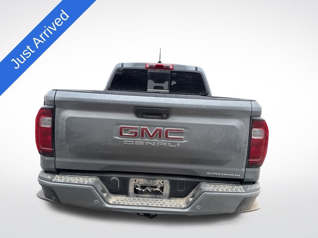 2023 GMC Canyon 4WD Crew Cab Short Box Denali