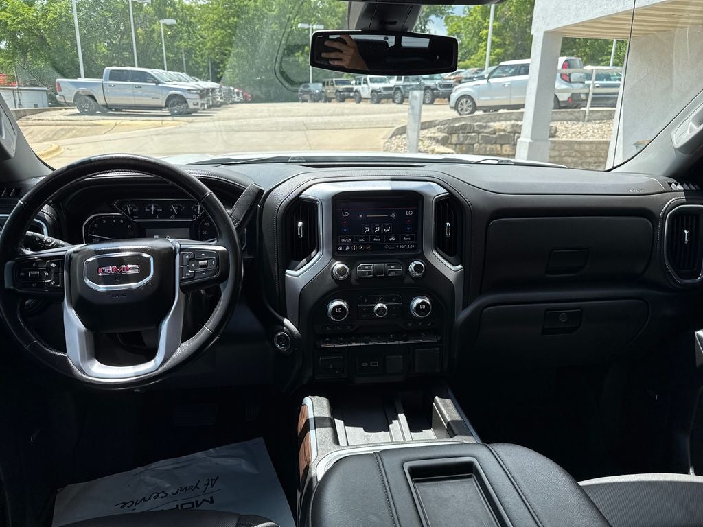 2021 GMC Sierra 1500 4WD Crew Cab Short Box SLT