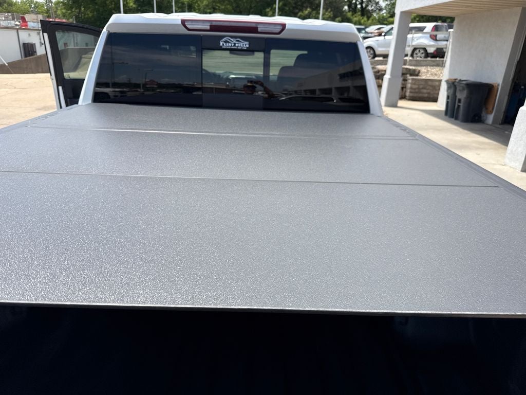 2021 GMC Sierra 1500 4WD Crew Cab Short Box SLT