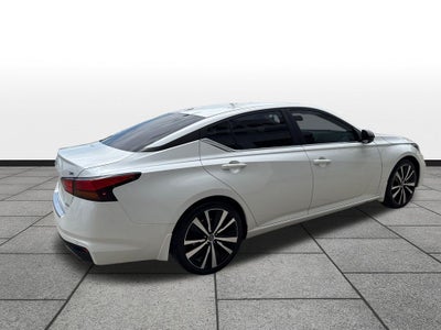 2021 Nissan Altima SR VC-Turbo FWD
