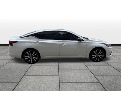 2021 Nissan Altima SR VC-Turbo FWD