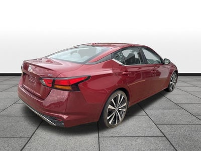 2021 Nissan Altima SR FWD