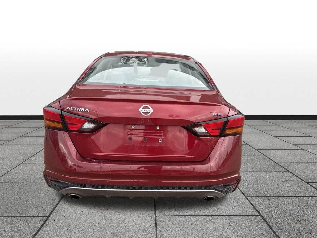 2021 Nissan Altima SR FWD