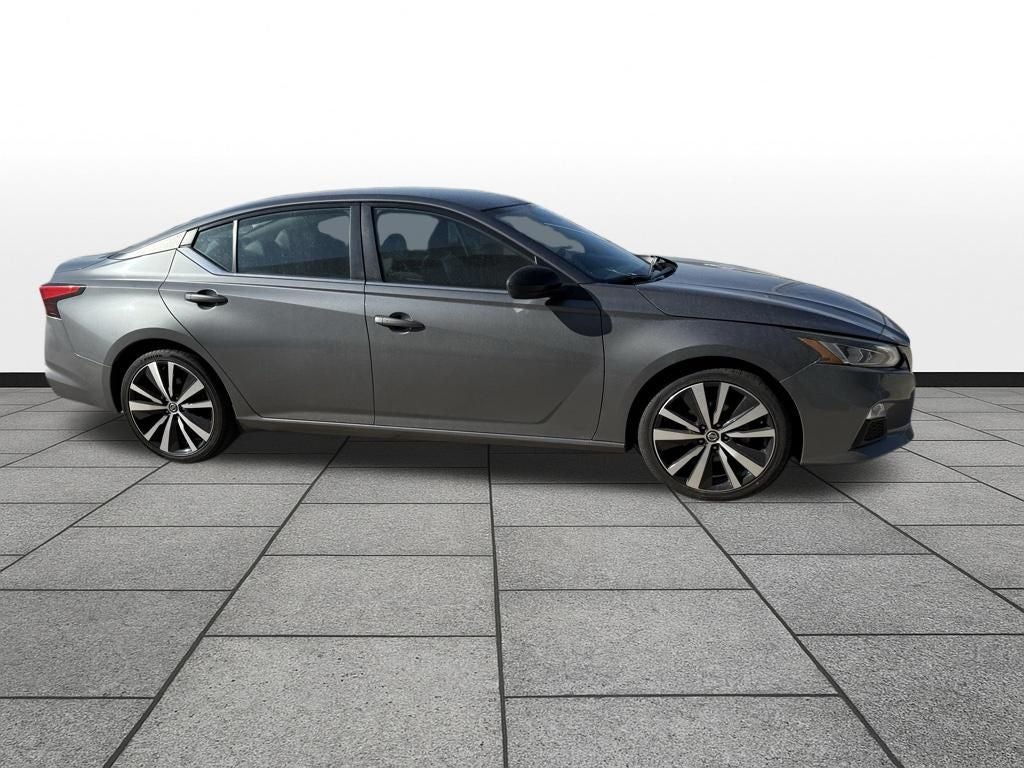 2021 Nissan Altima SR FWD