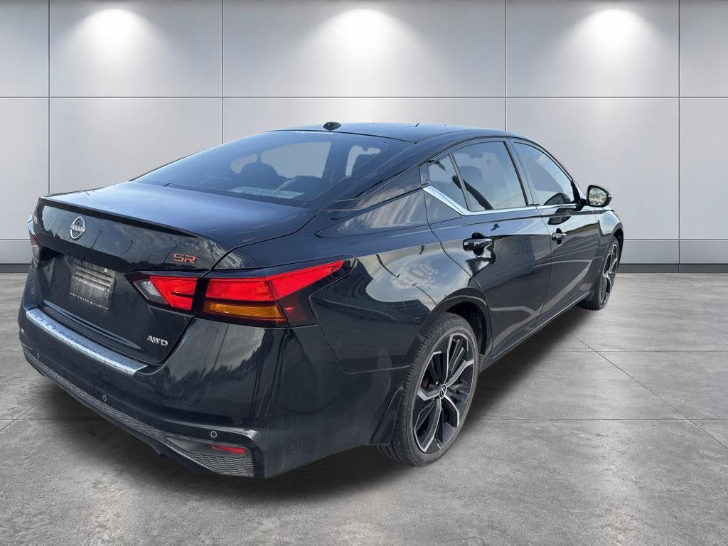 2023 Nissan Altima SR Intelligent AWD