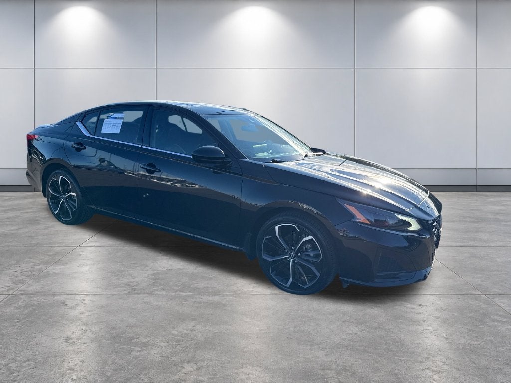 2023 Nissan Altima SR Intelligent AWD