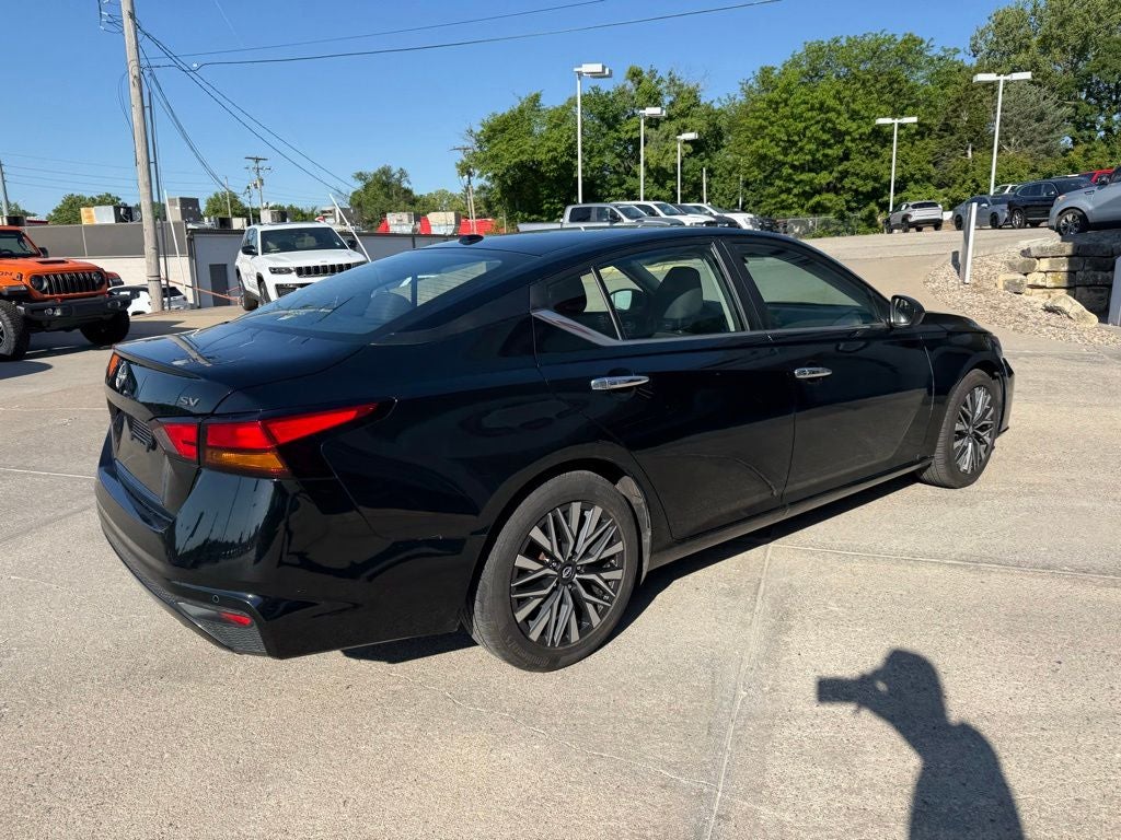 2024 Nissan Altima SV FWD