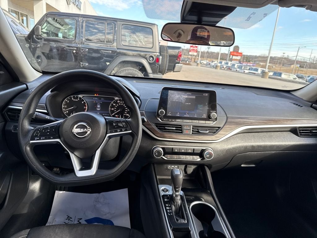 2024 Nissan Altima SV FWD