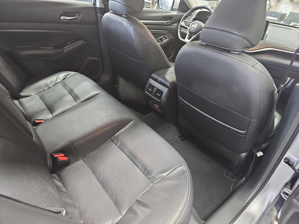 2023 Nissan Altima SL FWD