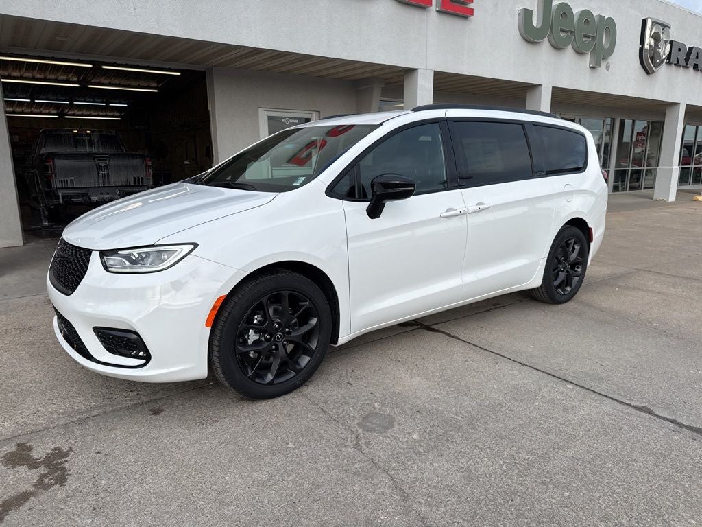 2026 Chrysler Pacifica PACIFICA SELECT