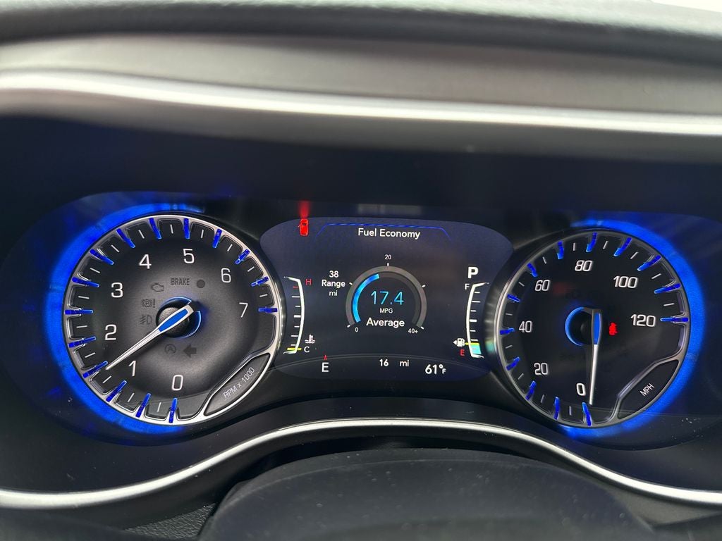 2027 Chrysler Pacifica Select