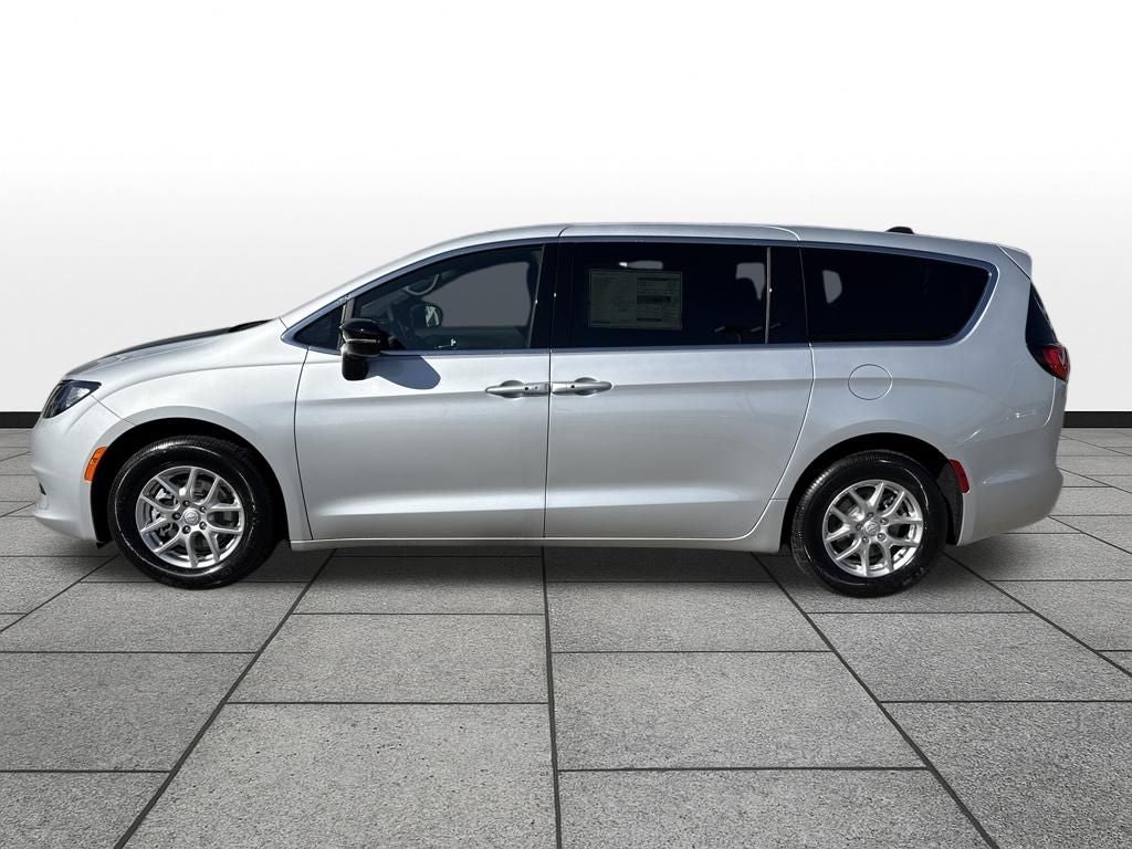 2026 Chrysler Voyager VOYAGER LX