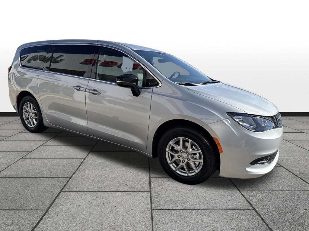 2026 Chrysler Voyager VOYAGER LX