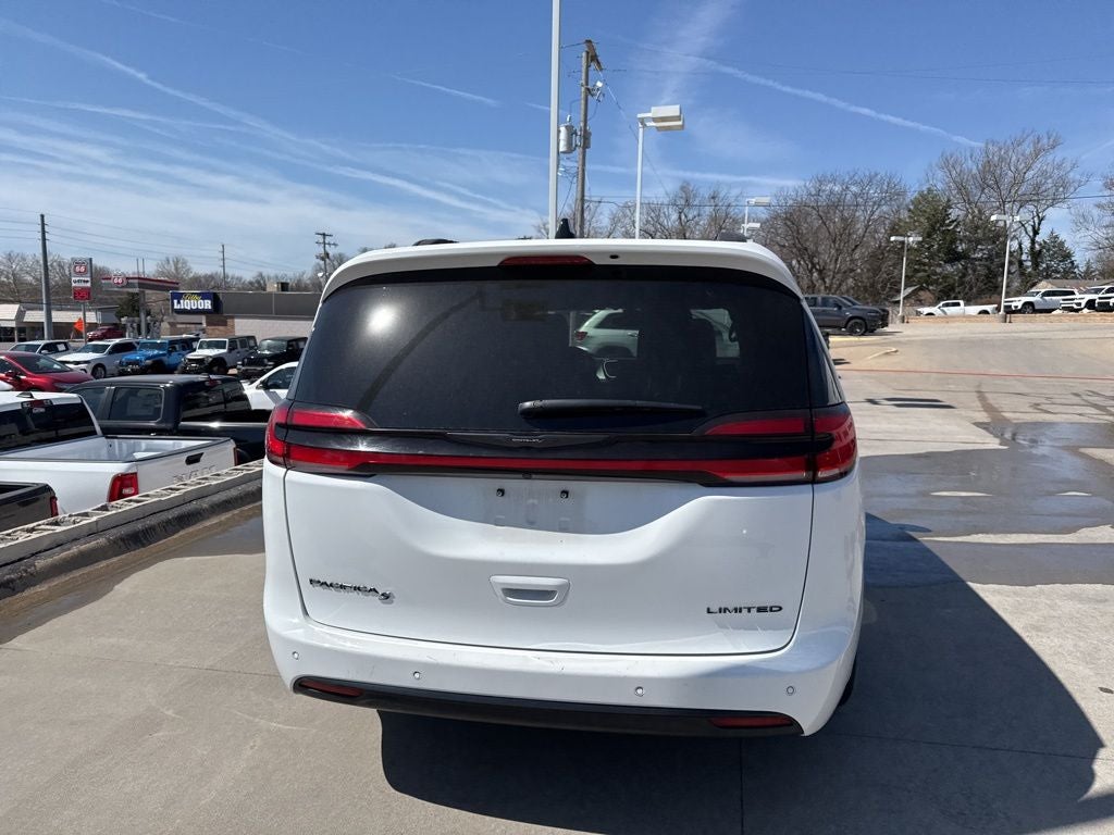 2025 Chrysler Pacifica Limited
