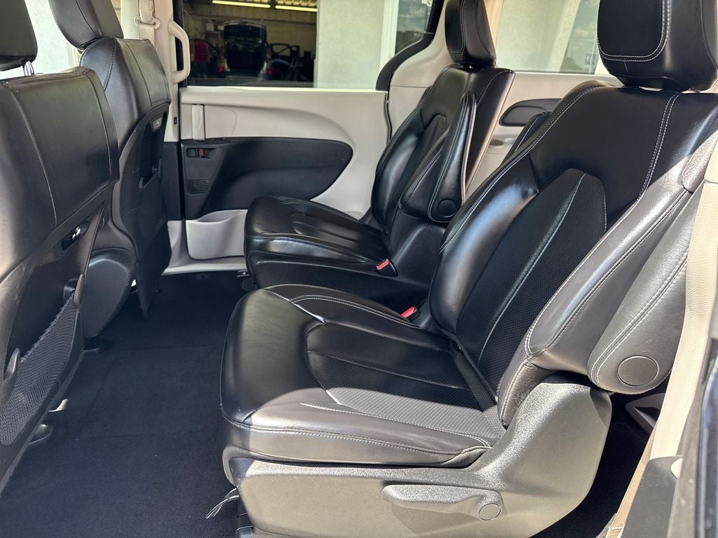 2024 Chrysler Pacifica Hybrid Select