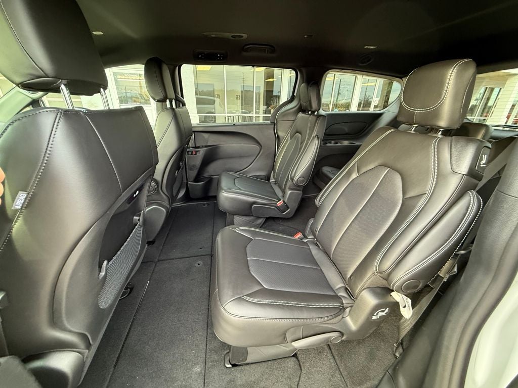 2026 Chrysler Pacifica PACIFICA SELECT AWD