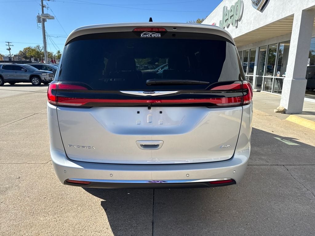 2026 Chrysler Pacifica PACIFICA SELECT AWD
