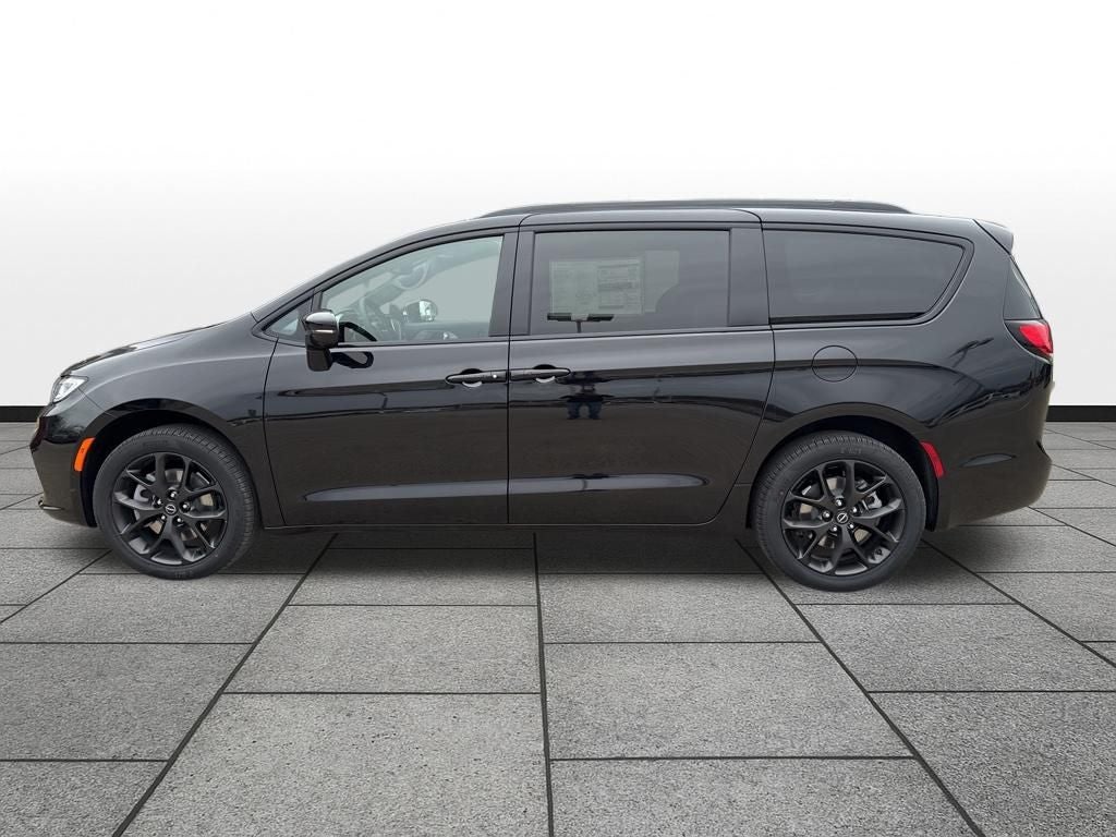 2026 Chrysler Pacifica PACIFICA LIMITED AWD