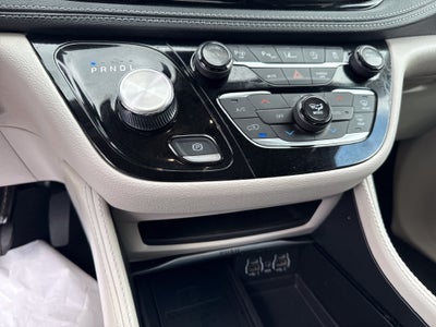 2024 Chrysler Pacifica Limited AWD