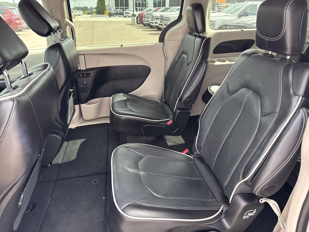 2024 Chrysler Pacifica Limited AWD