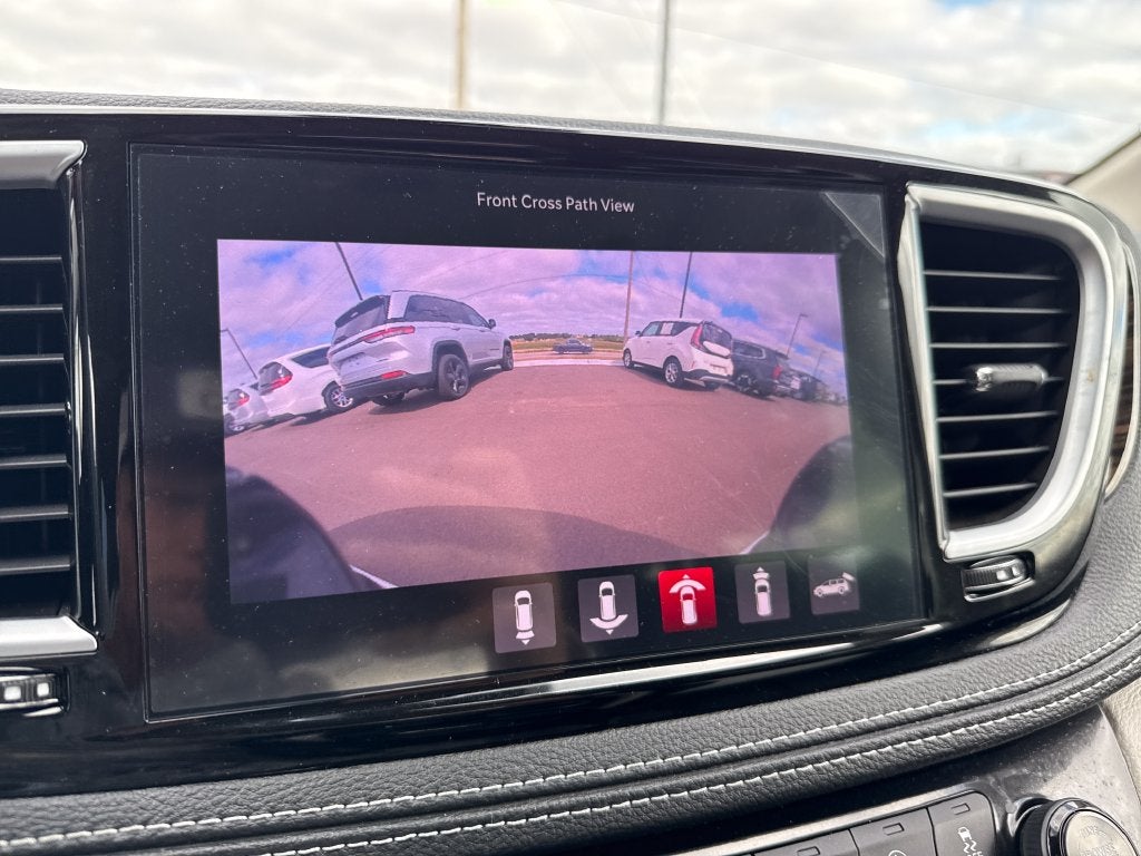 2024 Chrysler Pacifica Limited AWD