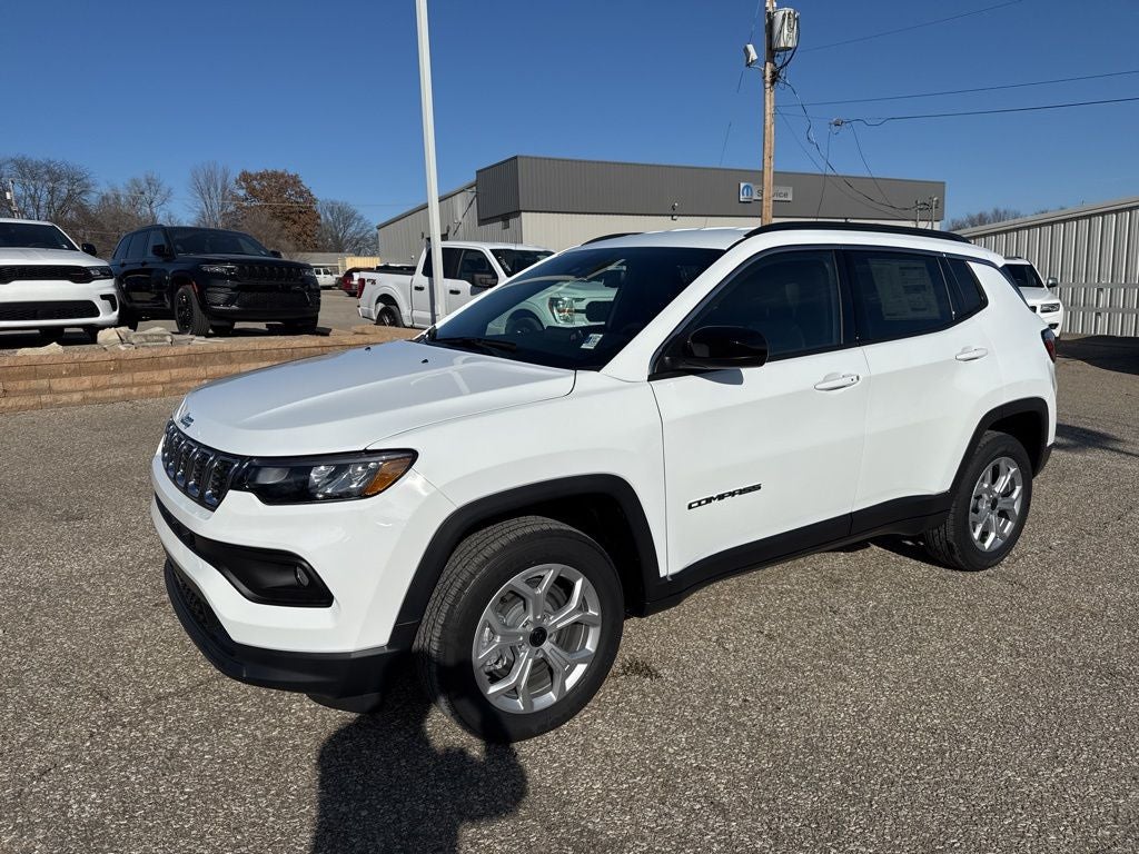 2026 Jeep Compass COMPASS LATITUDE 4X4