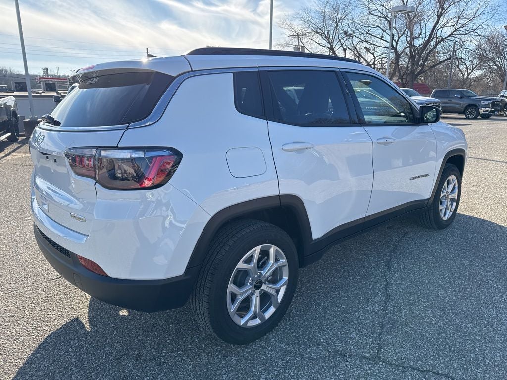 2026 Jeep Compass COMPASS LATITUDE 4X4