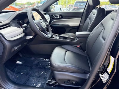 2025 Jeep Compass COMPASS LIMITED 4X4