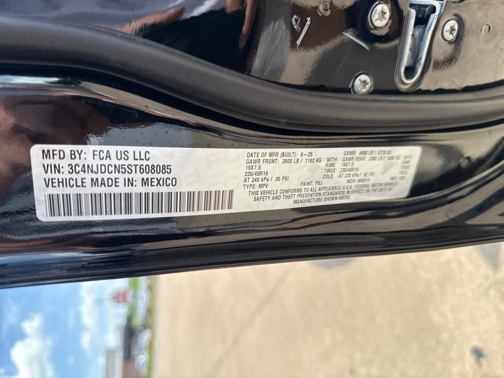 2025 Jeep Compass COMPASS LIMITED 4X4