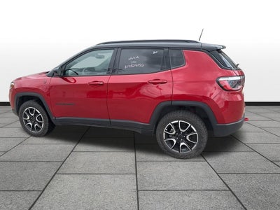 2025 Jeep Compass Trailhawk