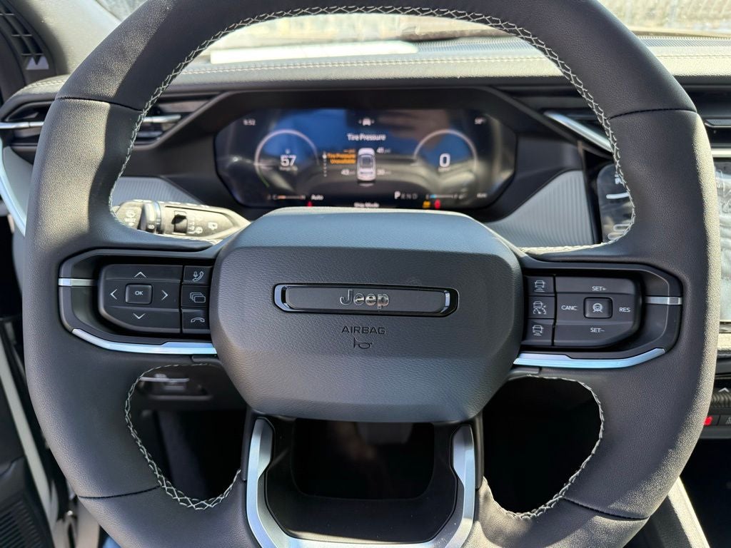 2026 Jeep Cherokee CHEROKEE LAREDO 4X4