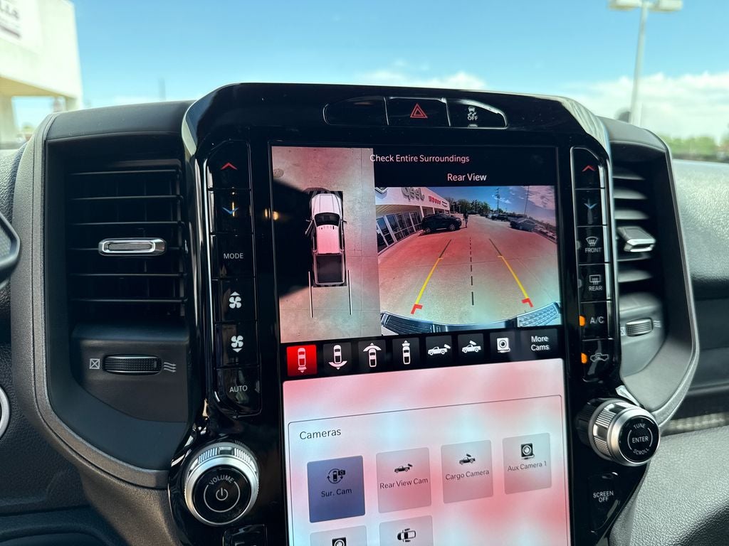 2026 RAM Ram 3500 RAM 3500 TRADESMAN CREW CAB 4X4 6'4' BOX