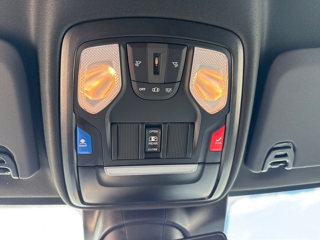 2026 RAM Ram 3500 RAM 3500 TRADESMAN CREW CAB 4X4 6'4' BOX