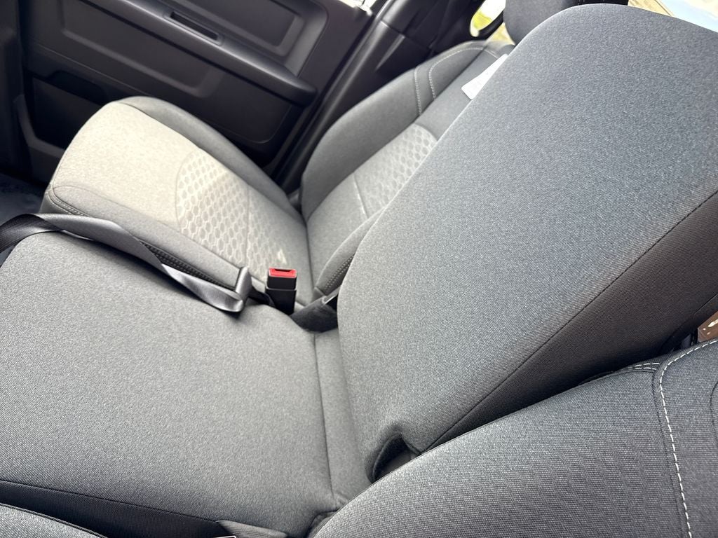 2026 RAM Ram 3500 RAM 3500 TRADESMAN CREW CAB 4X4 6'4' BOX