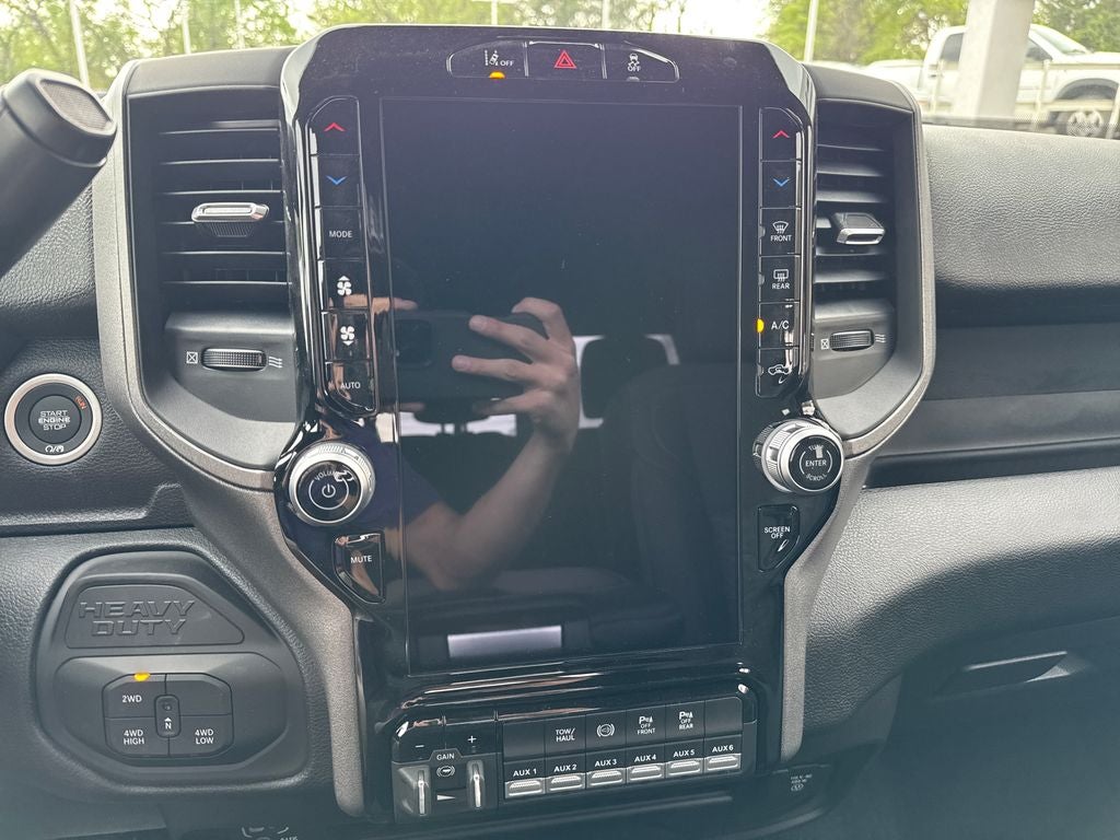 2026 RAM Ram 2500 RAM 2500 BLACK EXPRESS CREW CAB 4X4 6'4' BOX