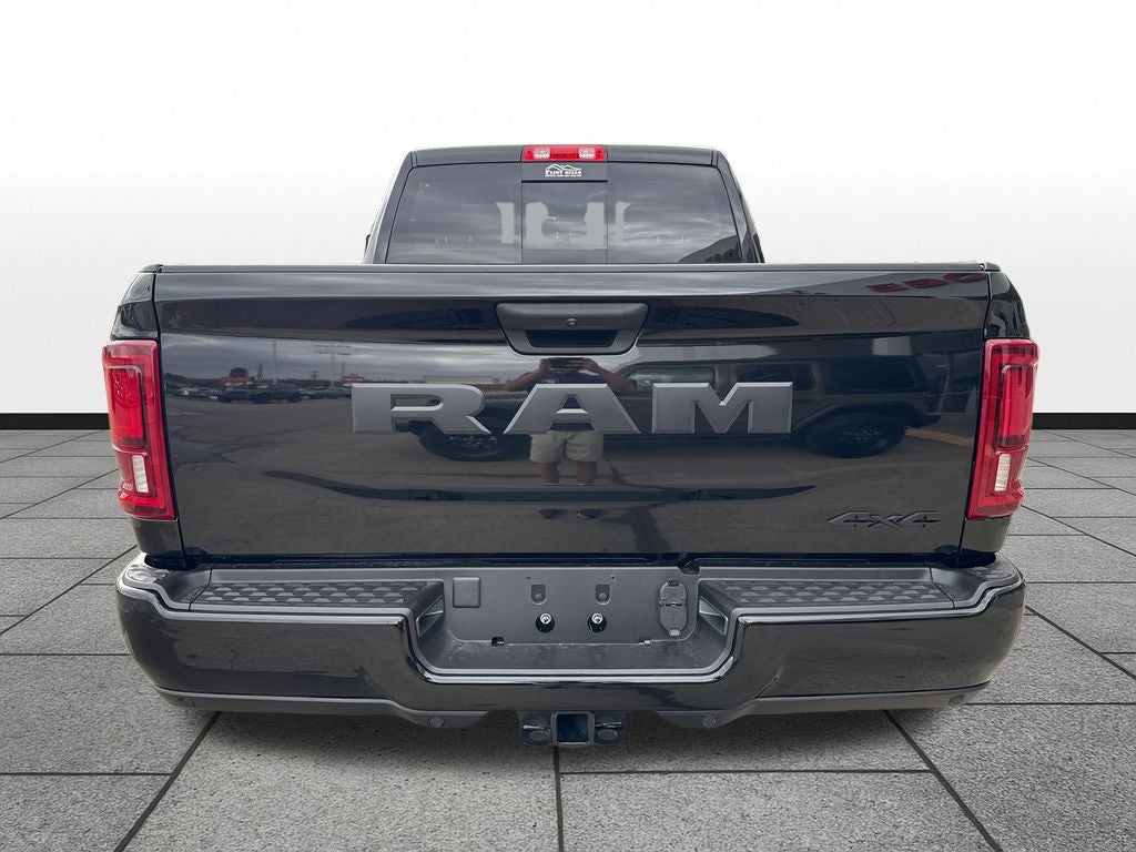 2026 RAM Ram 2500 RAM 2500 BLACK EXPRESS CREW CAB 4X4 6'4' BOX