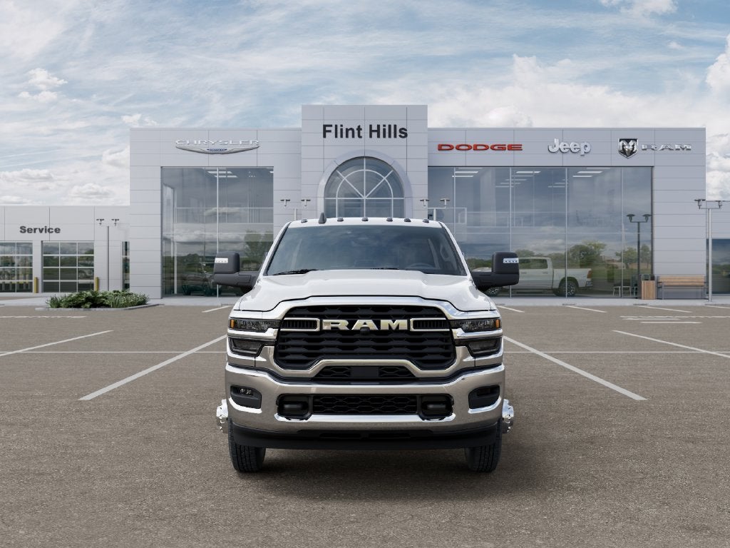 2027 RAM Ram 3500 RAM 3500 TRADESMAN CREW CAB 4X4 8' BOX