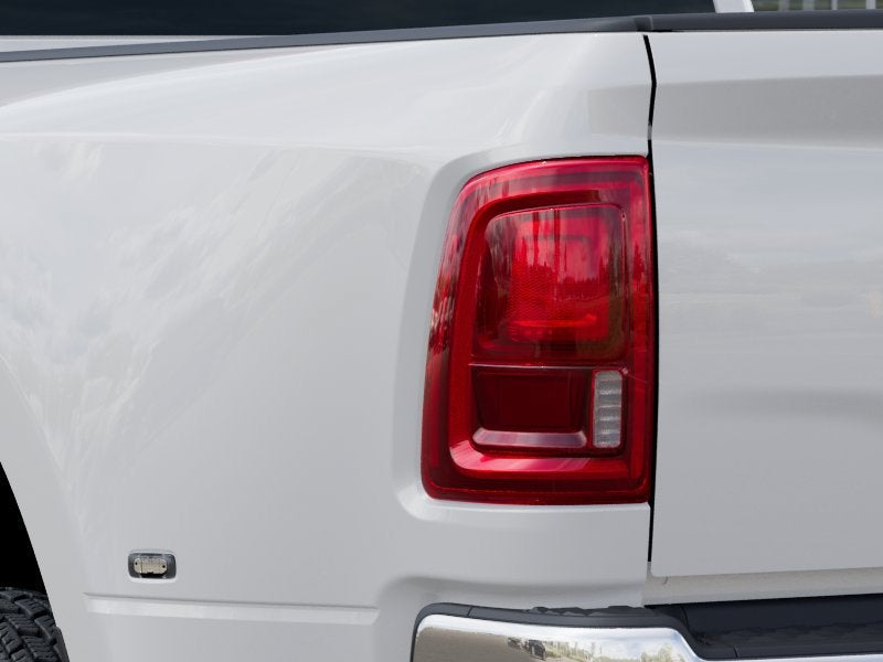 2027 RAM Ram 3500 RAM 3500 TRADESMAN CREW CAB 4X4 8' BOX