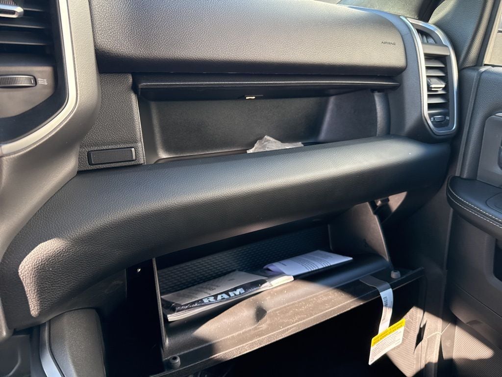 2026 RAM Ram 3500 RAM 3500 BIG HORN CREW CAB 4X4 8' BOX