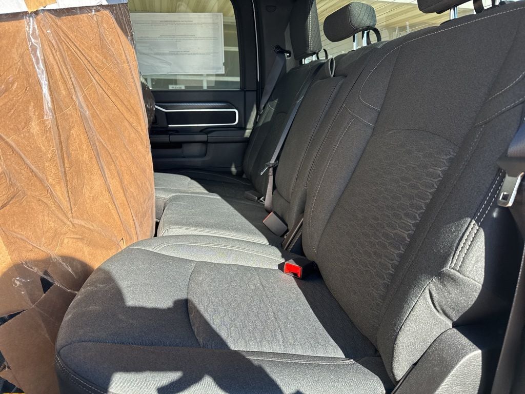 2026 RAM Ram 3500 RAM 3500 BIG HORN CREW CAB 4X4 8' BOX