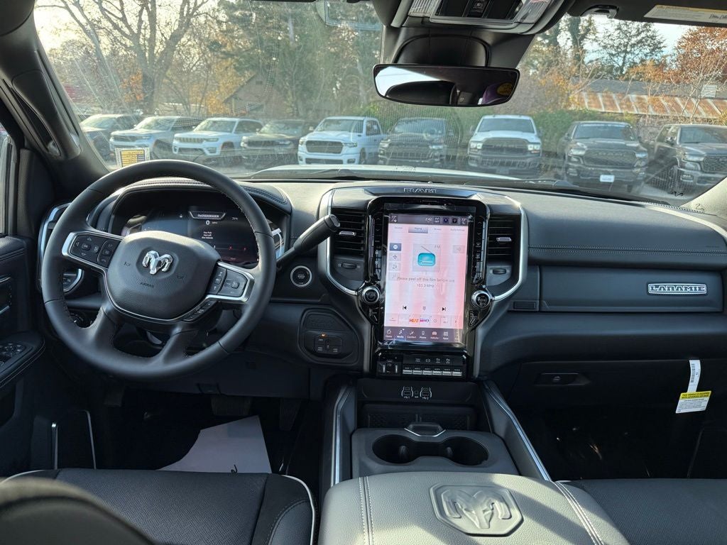 2026 RAM Ram 3500 RAM 3500 LARAMIE CREW CAB 4X4 8' BOX