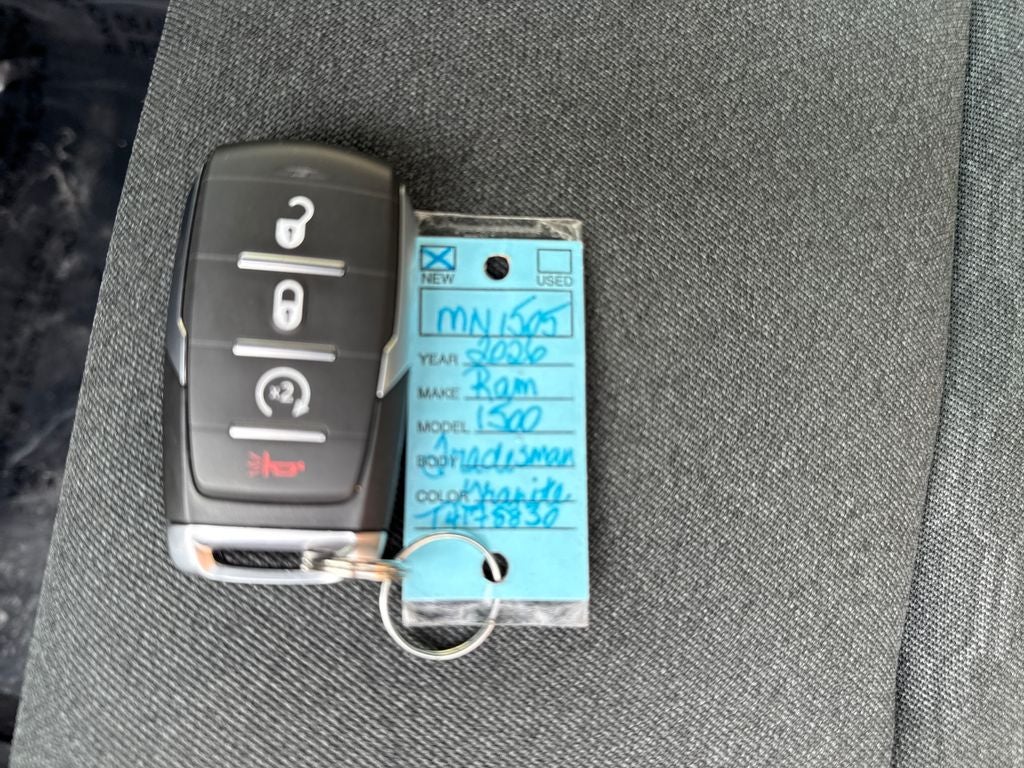 2026 RAM Ram 1500 RAM 1500 EXPRESS CREW CAB 4X4 5'7' BOX