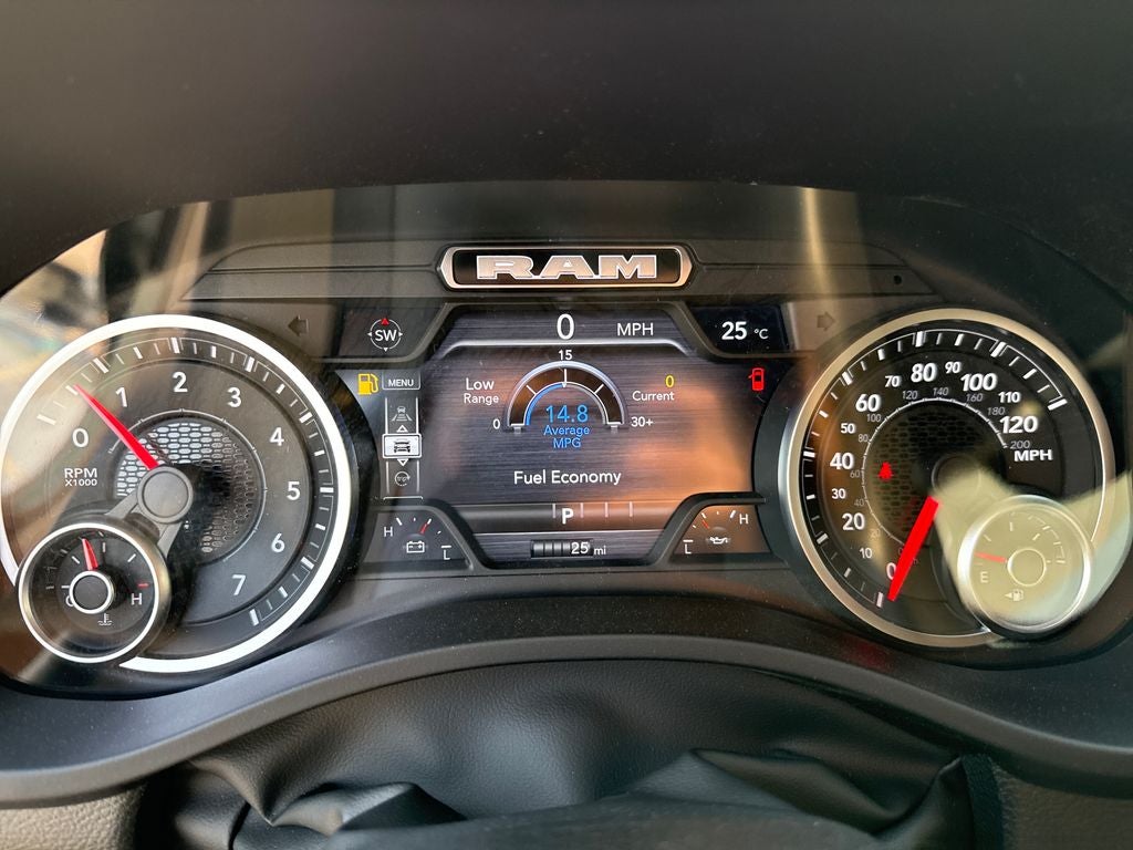 2026 RAM Ram 1500 RAM 1500 EXPRESS CREW CAB 4X4 5'7' BOX