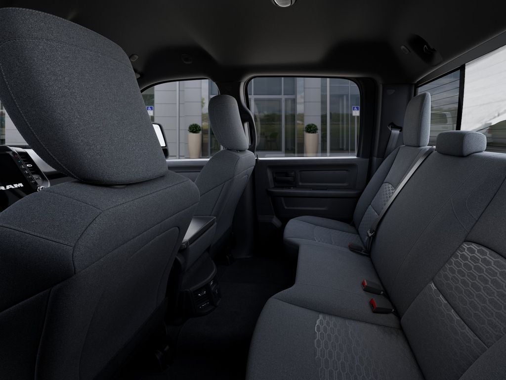 2026 RAM 2500 RAM 2500 BLACK EXPRESS CREW CAB 4X4 6'4' BOX