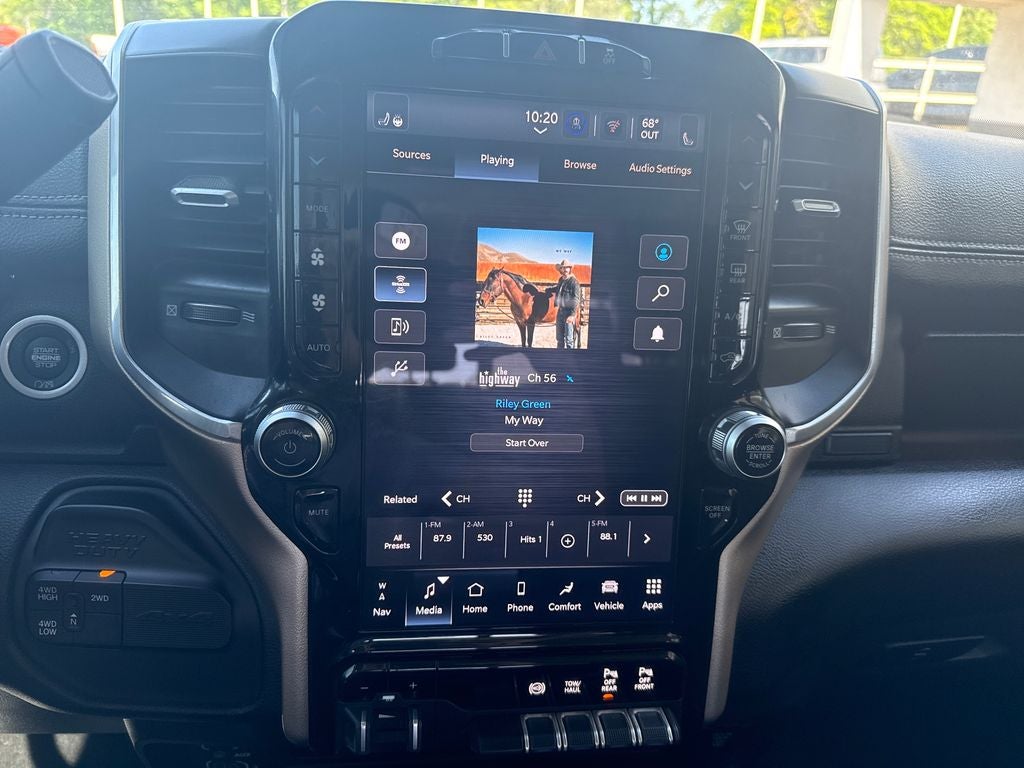 2024 RAM 2500 Laramie Crew Cab 4x4 6'4' Box