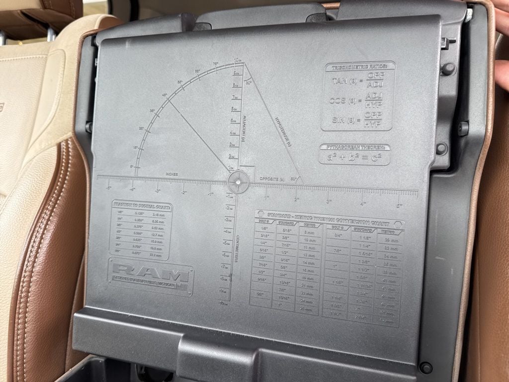 2023 RAM 2500 Laramie Crew Cab 4x4 6'4' Box